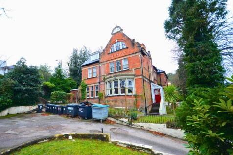 64 Surrey Road, Bournemouth BH4 1 bed ground floor flat for sale