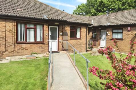 2 bedroom semi-detached bungalow for sale