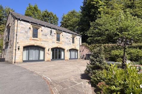 Stoney Royd Lane, Todmorden OL14 3 bed detached house for sale