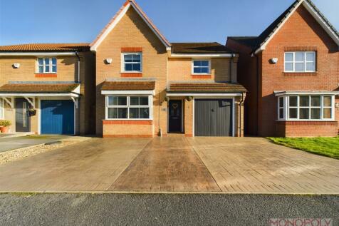 4 bedroom detached house for sale