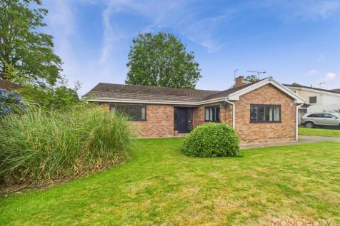 Trem Y Eglwys, Coed Y Glyn, Wrexham 3 bed detached bungalow for sale