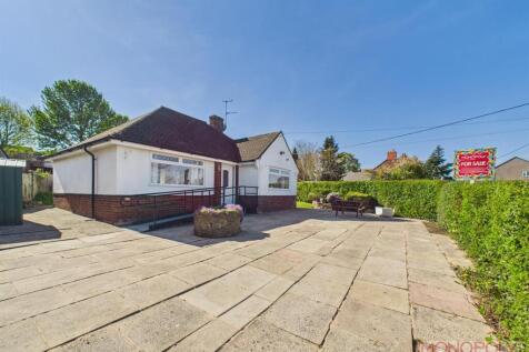 New Road, Summerhill, Wrexham 2 bed detached bungalow for sale