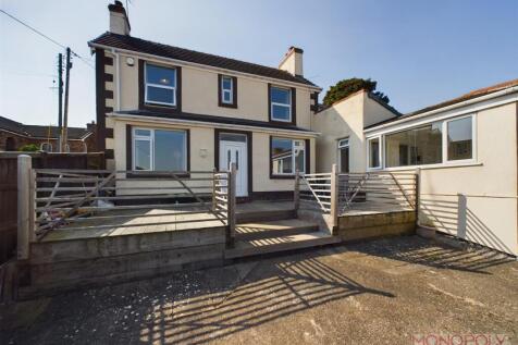 Pisgah Hill, Pentre Broughton, Wrexham 4 bed semi