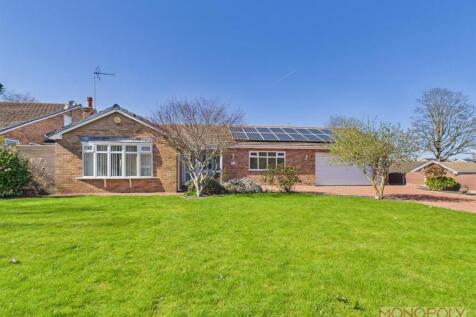 3 bedroom detached bungalow for sale