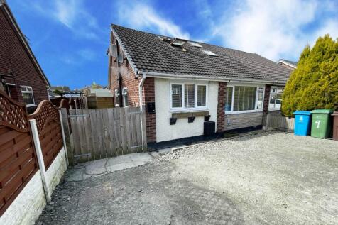 4 bedroom semi-detached bungalow for sale