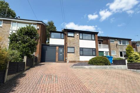 3 bedroom link detached house for sale