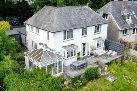 Wadebridge, Cornwall 3 bed detached house for sale