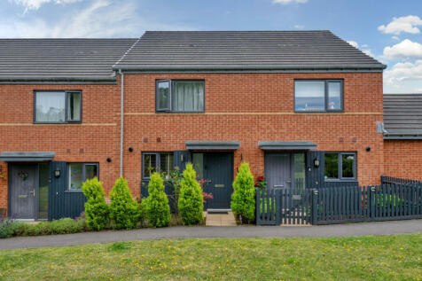 2 bedroom terraced house for sale