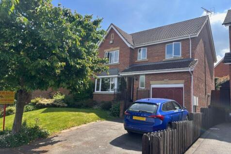 Godiva Road, Leominster 4 bed detached house for sale