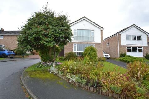 Townsend Close, Green Lane, Leominster 3 bed detached house for sale