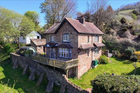 Old Rectory Cottage, Rectory Road... 5 bed country house for sale
