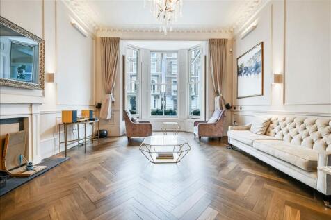 Queens Gate Place, London, SW7 3 bed apartment for sale