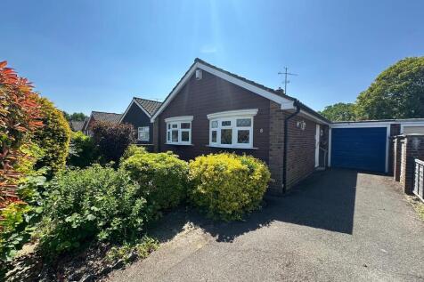Coleford Close, Camberley GU16 2 bed detached bungalow for sale