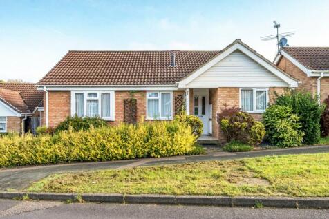 Sandringham Way, Frimley, Camberley GU16 3 bed detached bungalow for sale