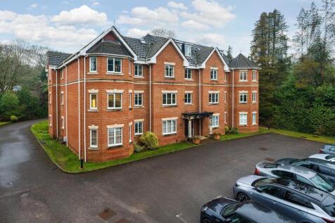Crawley Rise, 18 Portsmouth Road... 2 bed flat for sale