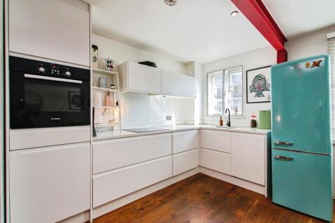 1 bedroom flat for sale