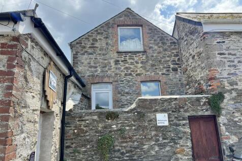 3 bedroom property for sale
