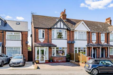 Risborough Lane, Folkestone, CT20 4 bed end of terrace house for sale