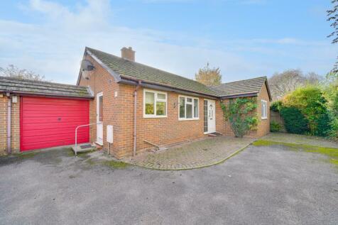 3 bedroom detached bungalow for sale