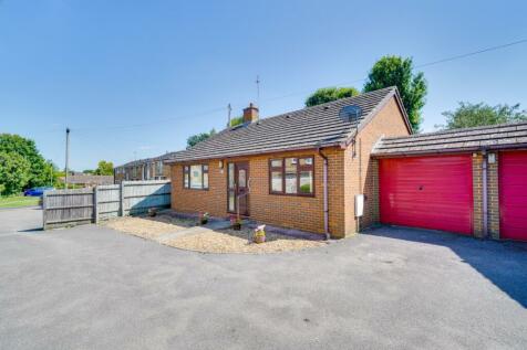 2 bedroom detached bungalow for sale