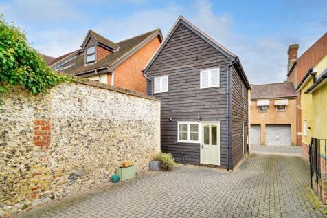 2 bedroom detached house for sale