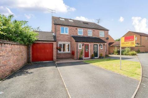 4 bedroom semi-detached house for sale