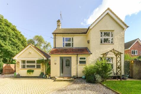 Chalkshire Road, Butlers Cross... 4 bed detached house for sale