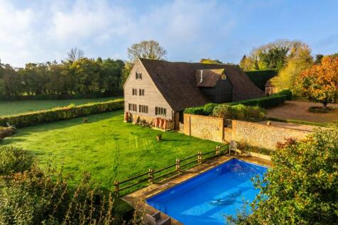 Coombe Lane, Naphill, High Wycombe... 5 bed barn conversion for sale