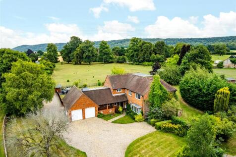 High Street, Kingston Blount... 5 bed detached house for sale