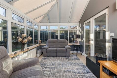 2 bedroom chalet for sale