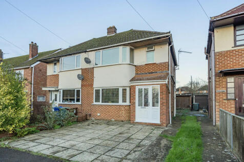 Hazel Crescent, Kidlington, Oxfordshire 2 bed semi