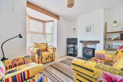 Lustleigh, Bovey Tracey 2 bed cottage for sale