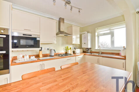 Gatehouse Road, Ryde PO33 2 bed bungalow for sale