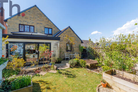 Carisbrooke, Newport PO30 4 bed detached house for sale