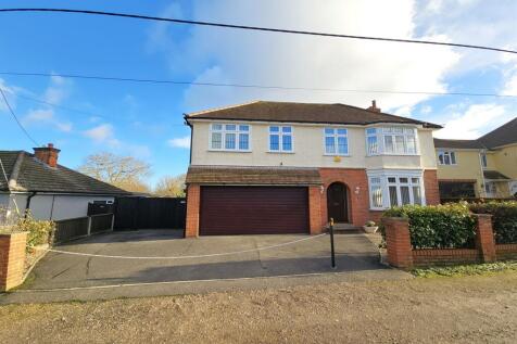 Valley Road, Braintree, CM7 5 bed detached house for sale