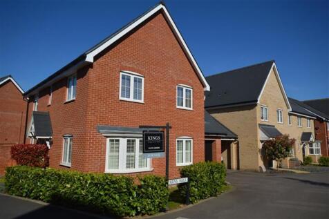 Larns Walk, Braintree, CM7 4 bed link detached house for sale
