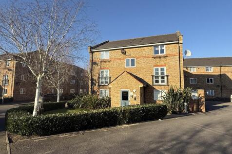 Nottage Crescent, Braintree, CM7 2 bed apartment for sale