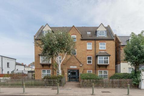 TAYLOR COURT, ELMERS END ROAD... 1 bed flat for sale