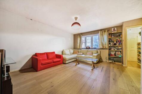 Orchard Grove, Crystal Palace... 3 bed terraced house for sale