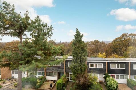 Studio flat for sale