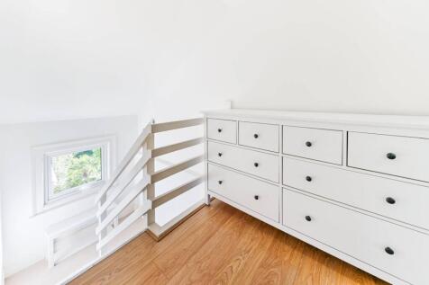 Anerley Road, Crystal Palace, London... 1 bed flat for sale