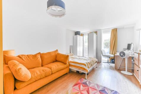 Cargreen Road, South Norwood, London... Studio for sale