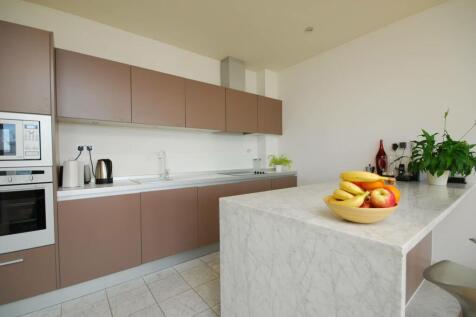 Kew Riverside, Kew, Richmond, TW9 2 bed flat for sale