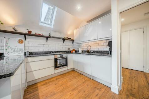 1 bedroom flat for sale