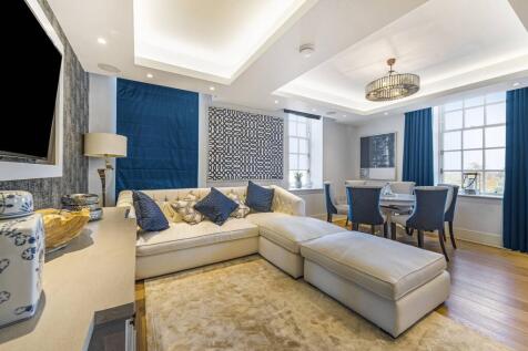 Richmond Hill, Richmond Hill... 3 bed flat for sale