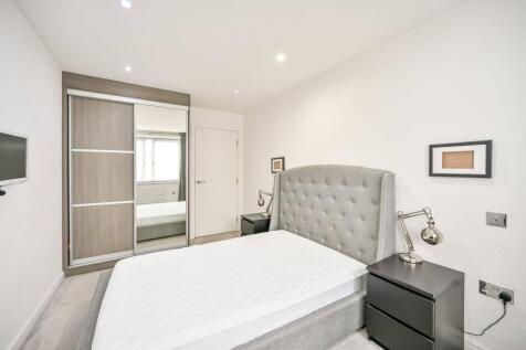 London Road, Twickenham, TW1 2 bed flat for sale