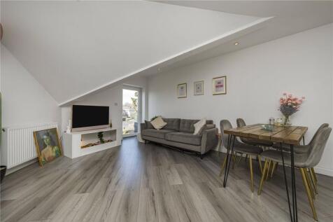 Clifton Road, Isleworth 1 bed apartment for sale