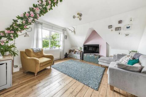 Conyers Road, London SW16 2 bed flat for sale