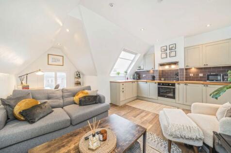 Hopton Road, London SW16 1 bed flat for sale
