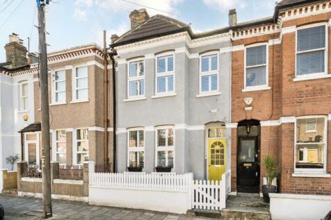 4 bedroom terraced house for sale